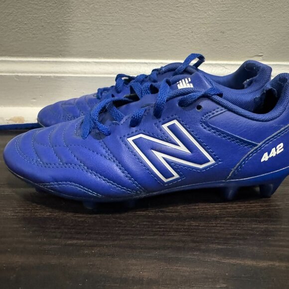 New Balance Other - New Balance Soccer Cleats Blue - Size 2.5 WIDE